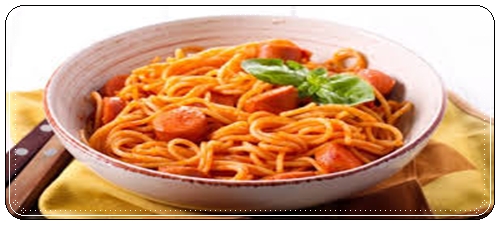 Espagueti con salchicha