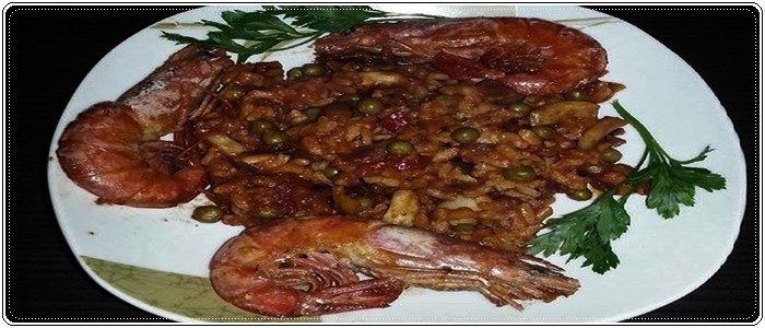 Sticky rice with prawns