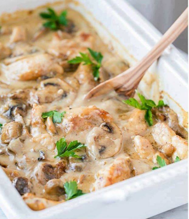 Pollo en Salsa de Champiñones