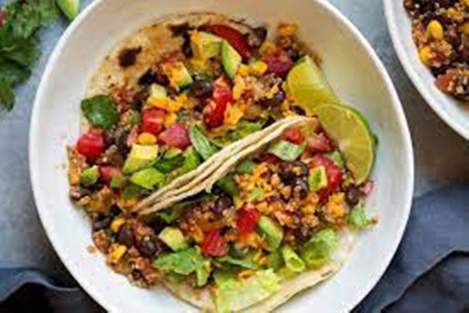 Tacos de Quinoa y Frijoles Negros (Vegano)